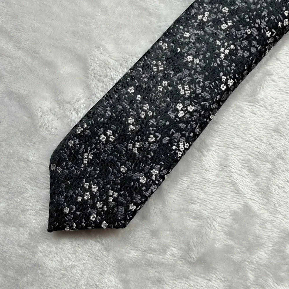 New Express Mens Black Silver Floral Silk Skinny Necktie